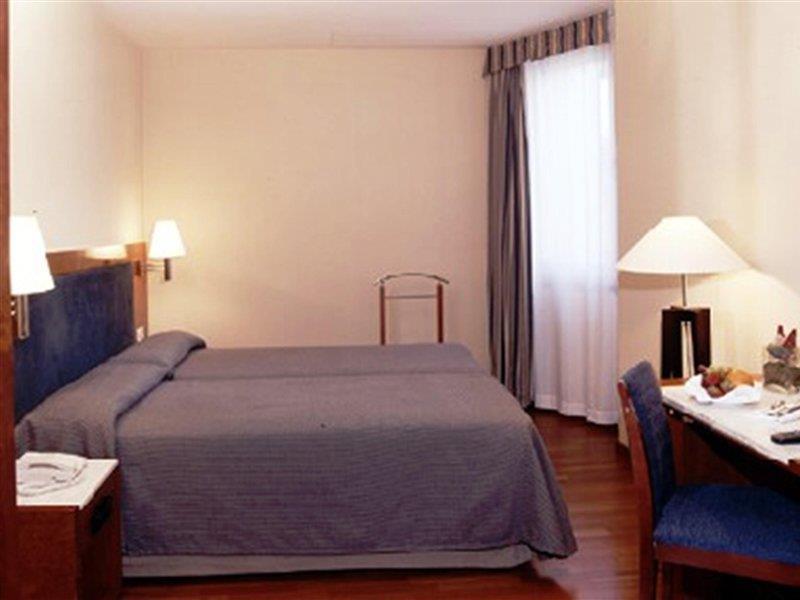 Hotel Pedralbes 巴塞罗那 外观 照片