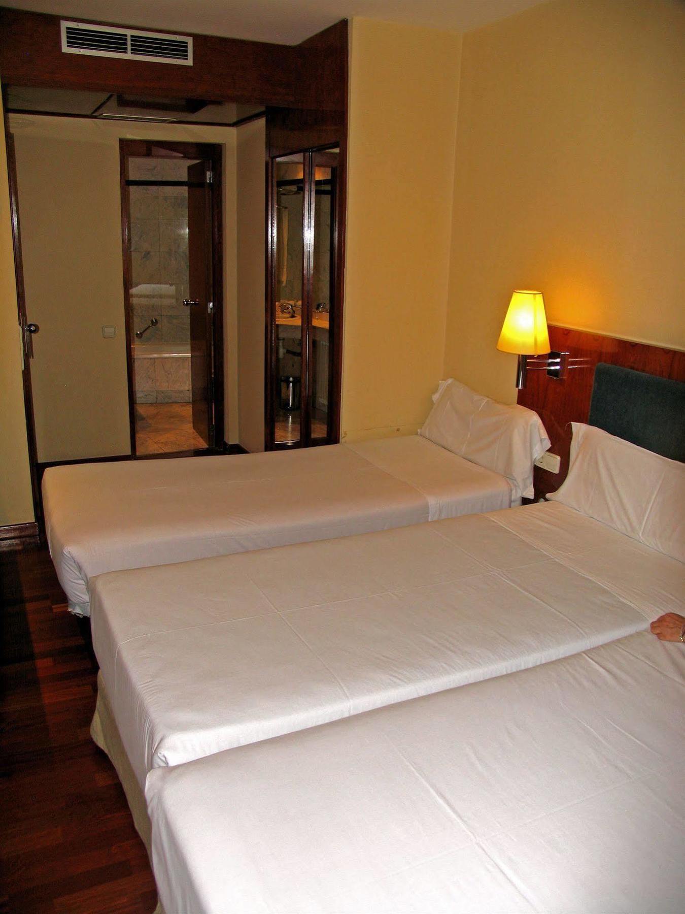 Hotel Pedralbes 巴塞罗那 外观 照片