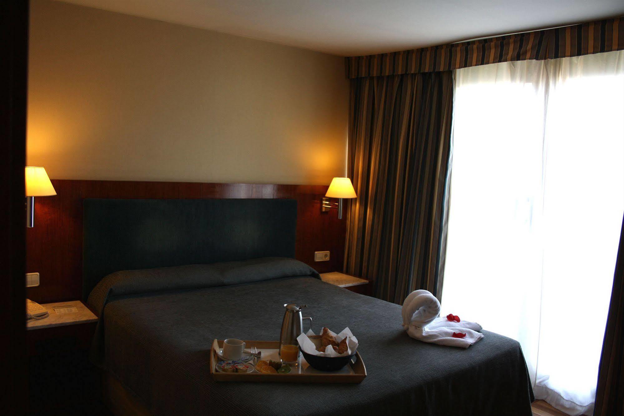Hotel Pedralbes 巴塞罗那 外观 照片