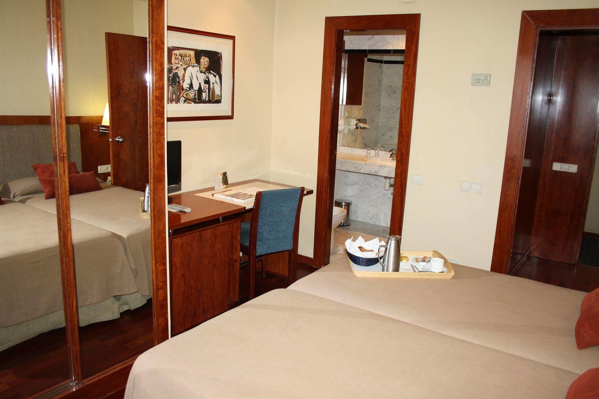 Hotel Pedralbes 巴塞罗那 外观 照片