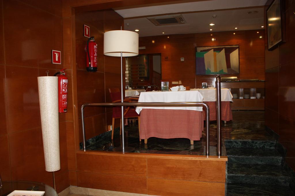 Hotel Pedralbes 巴塞罗那 外观 照片