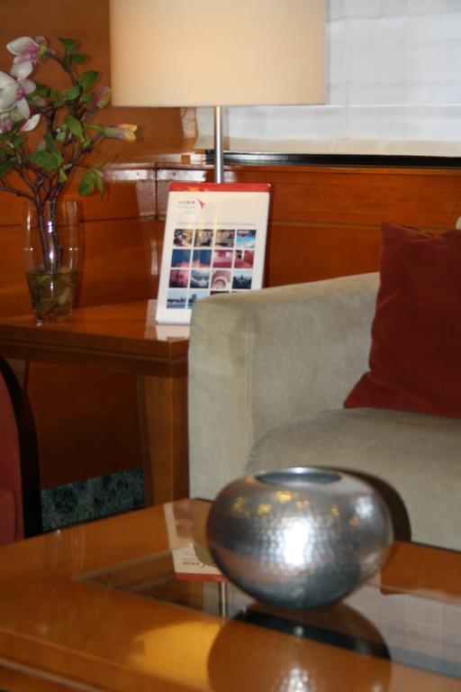 Hotel Pedralbes 巴塞罗那 内观 照片